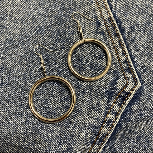 Metal Hoop Earrings PLEASE BUNDLE - Picture 2 of 13
